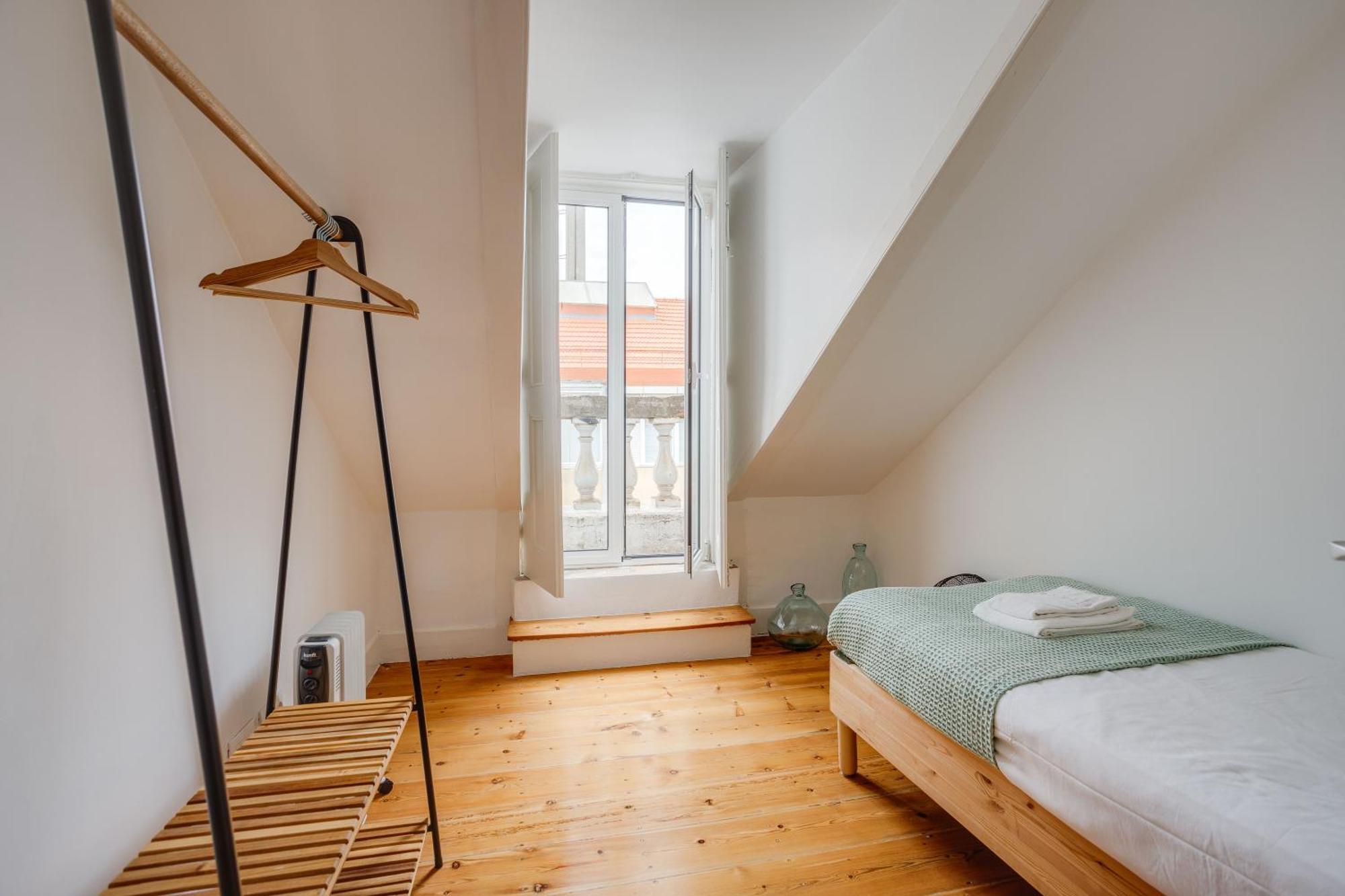 Monopoly House - Families Only! Apartment Lisbon